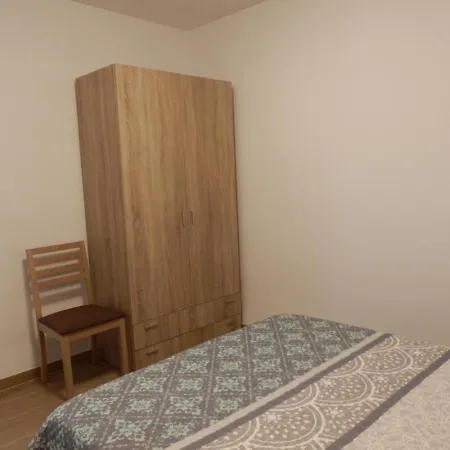 Apartment Andreu Llambrich 1° *