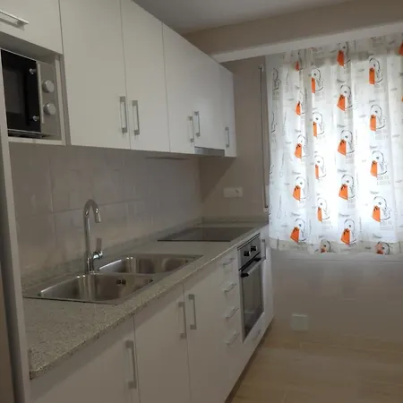 Apartment Andreu Llambrich 1° *
